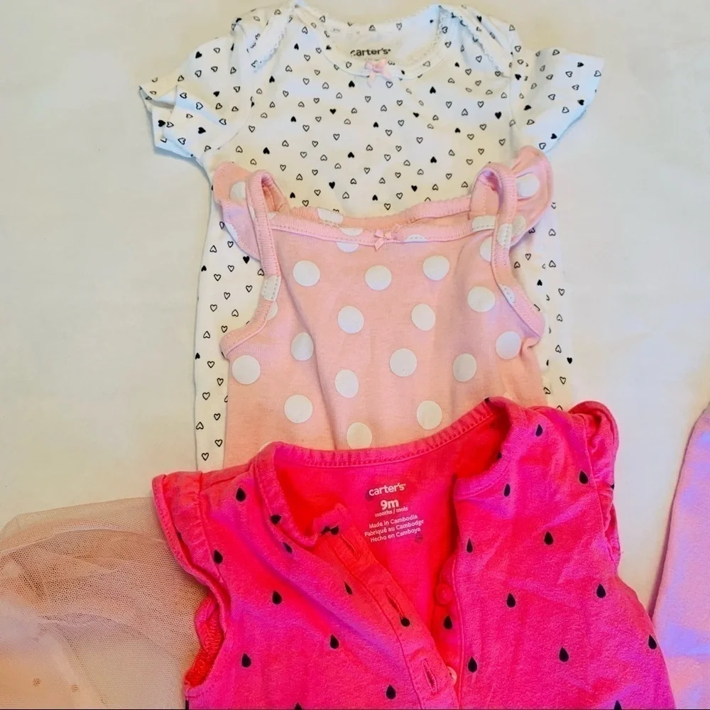 6 piece Baby girl bundle clothes size 9 months bodysuit pants shorts